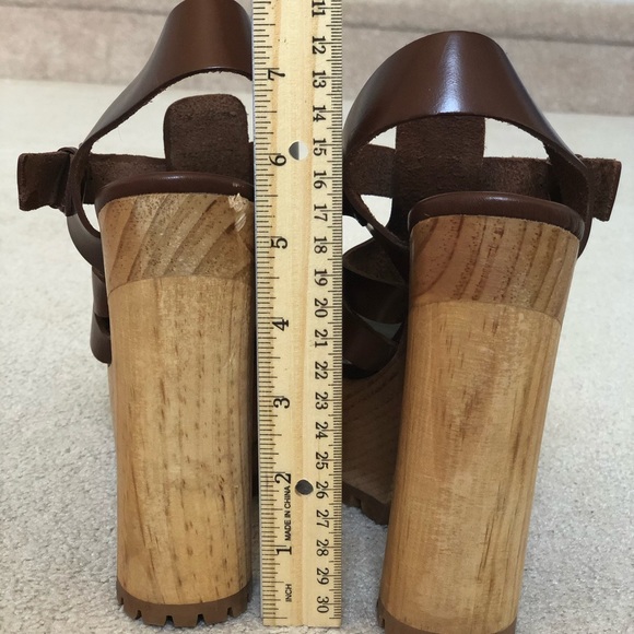 Zara collection Leather Sandals size 39 (7.5 US) - Picture 4 of 8